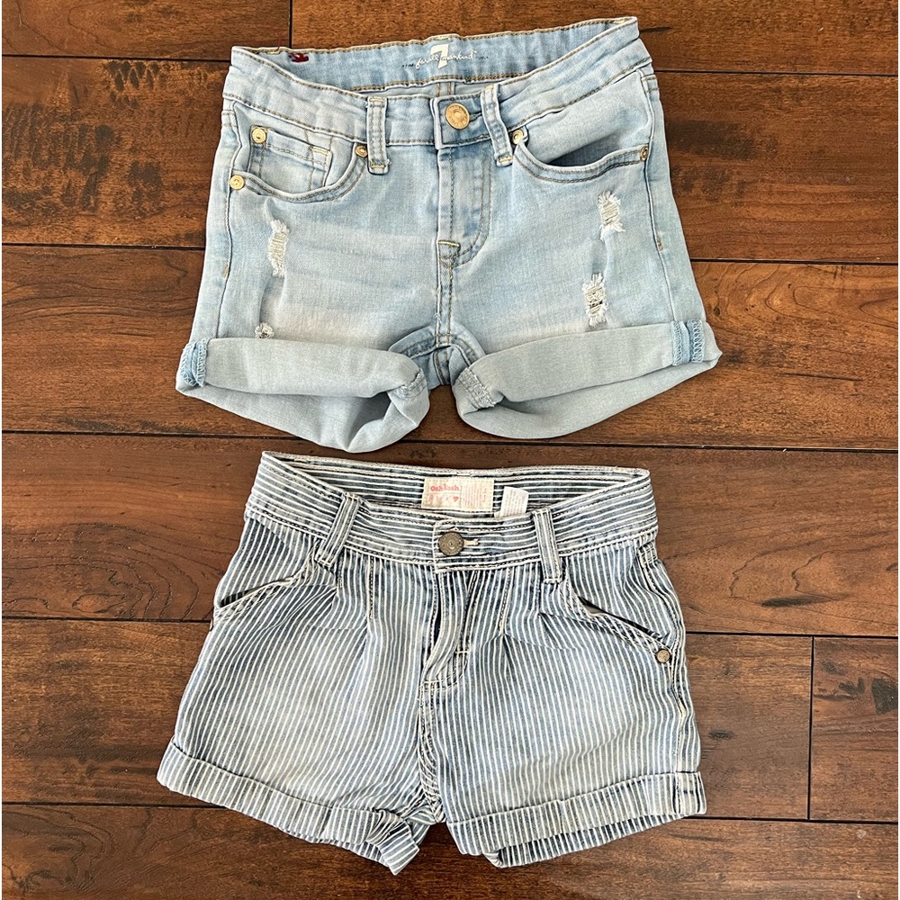 Girls size 6/6X denim shorts.
